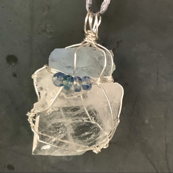 Blue Fluorite, Faden Quartz & Kyanite Bead Necklace - Picture 8 of 14